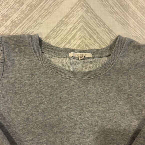 Z Supply Girls Grey Crewneck Sweatshirt - Size M 10/12 - Picture 2 of 6